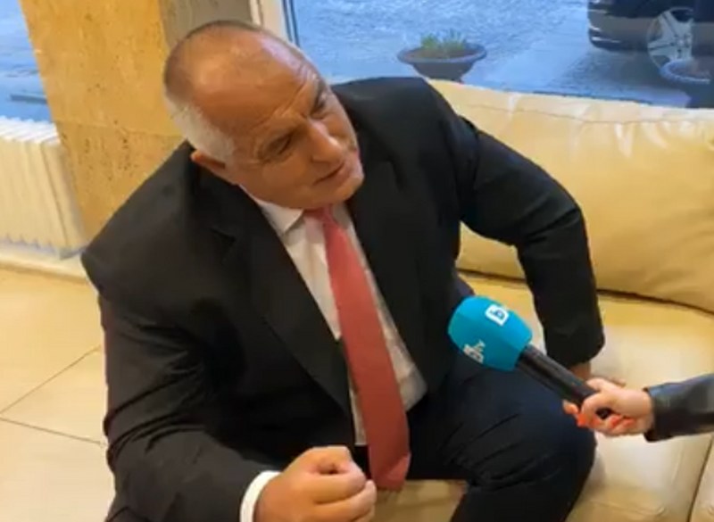 Премиерът: Божков не ми е дал нито една стотинка (ВИДЕО)
