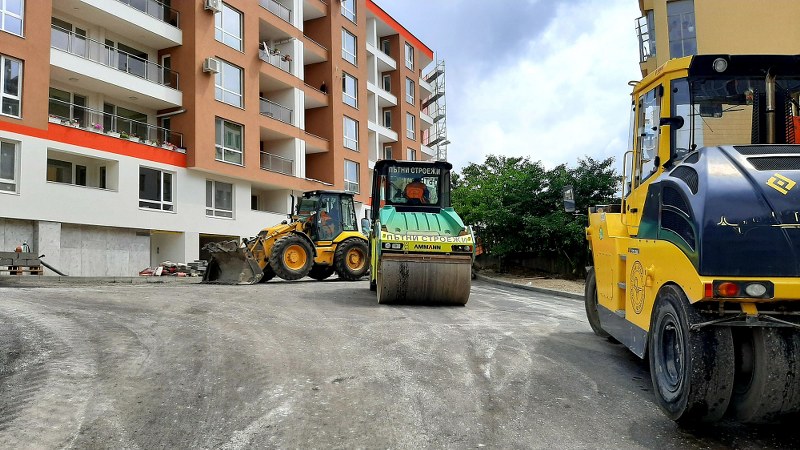 Продължава изграждането на нови квартални улици във Велико Търново
