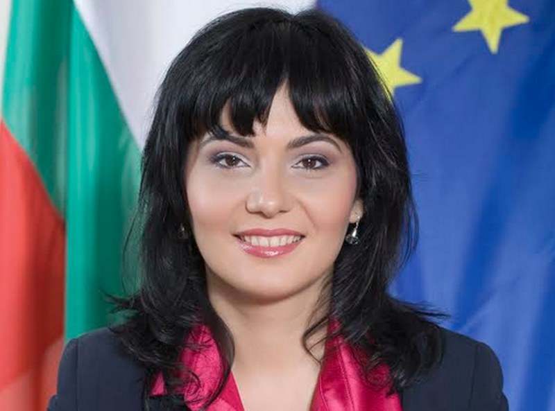 Проф. Асена Стоименова: Все още не са ми предоставени доказателствата за обвинението за всяване на паника