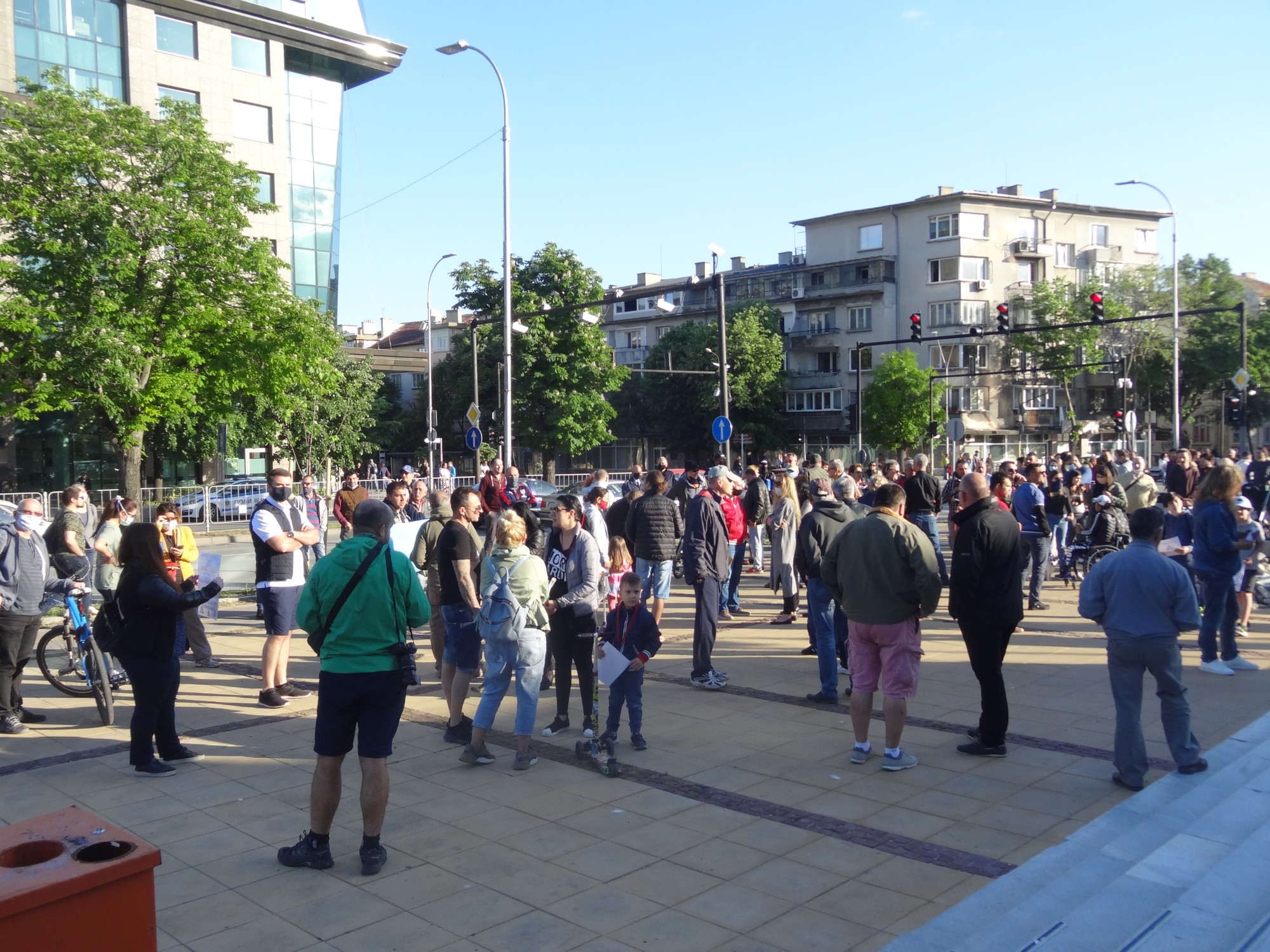 Варненци протестираха заради замърсяването на езерото