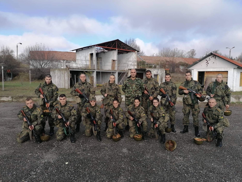 Майори с име Георги обучават курсанти в НВУ