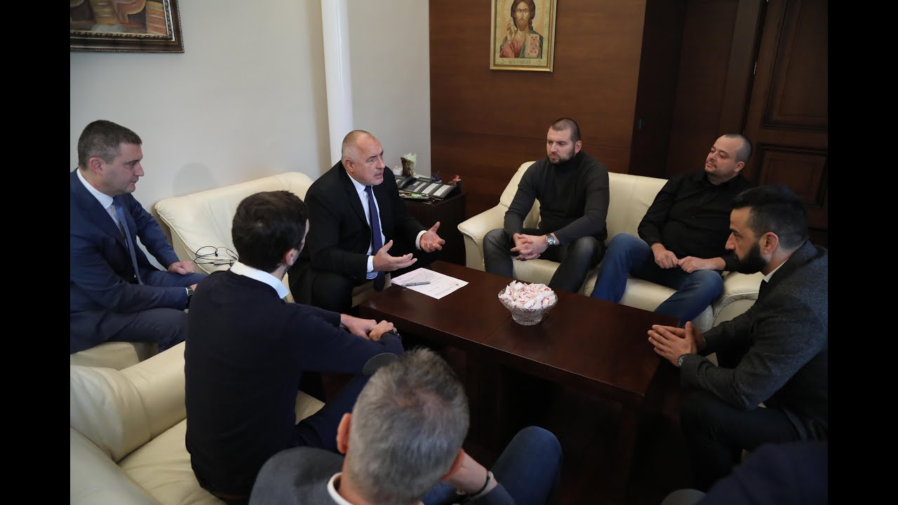 "Левски" с отворено писмо до Борисов: Моментът вече е съдбовен