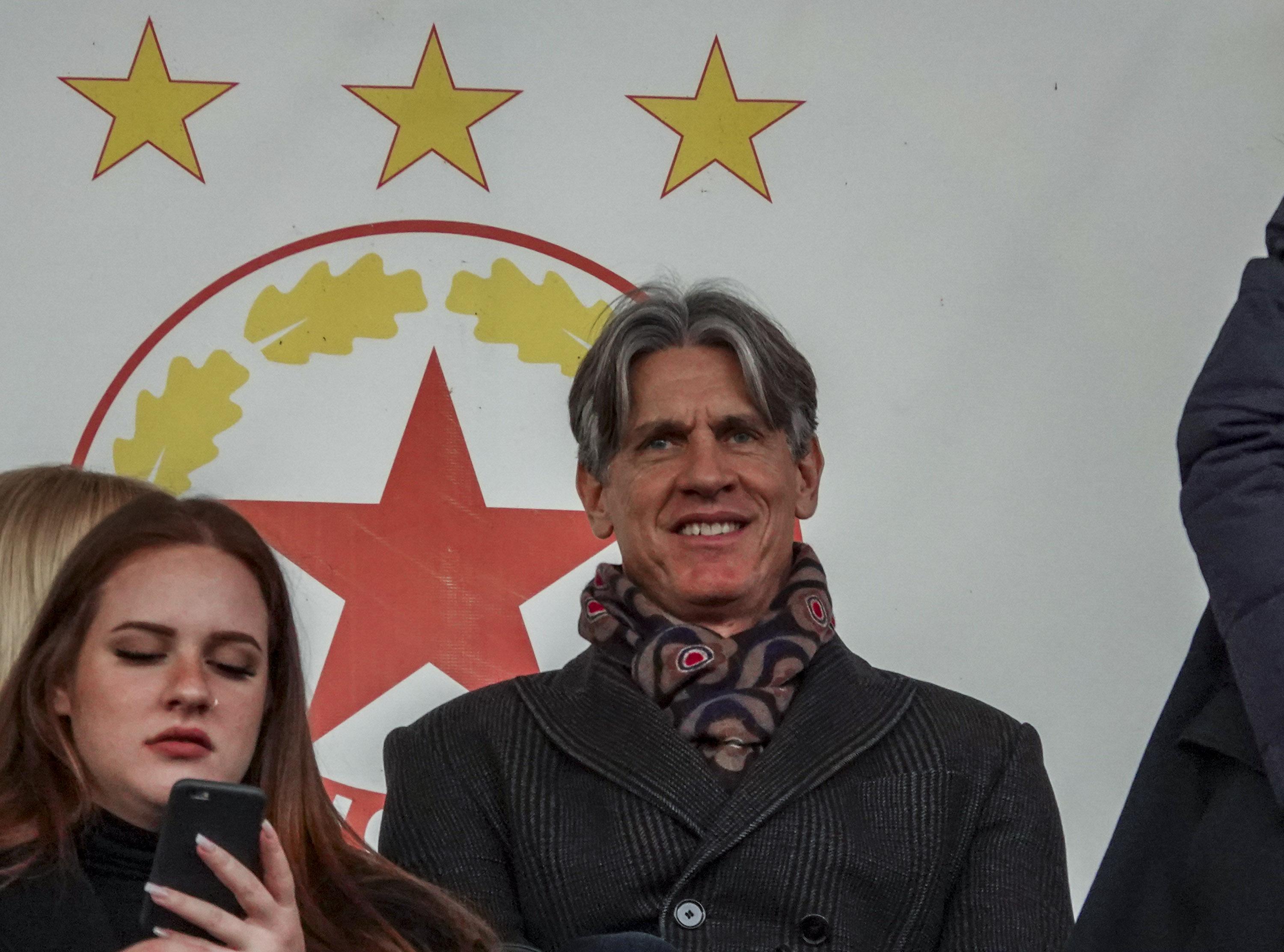 ЦСКА държи изкъсо футболистите си