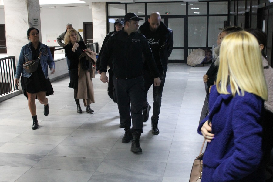 Пуснаха под домашен арест Асен Бербатов