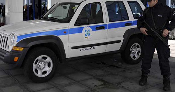 Двама мигранти на Лесбос простреляни заради нарушаване на карантината