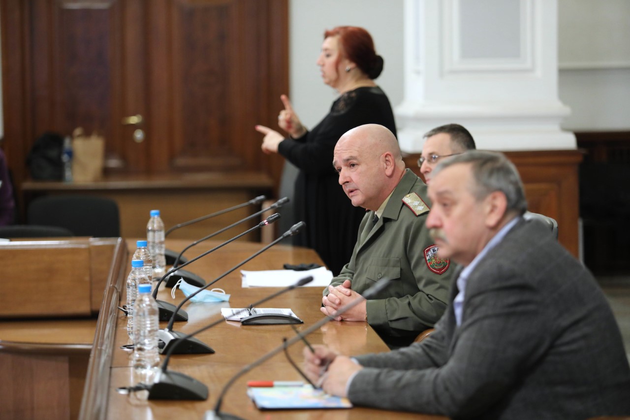 30 нови заразени с коронавирус за денонощието, общо стават 611