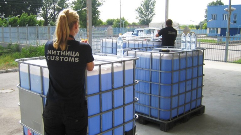 Прокуратурата пита АМ „Митници“ за количествата спирт в данъчните складове