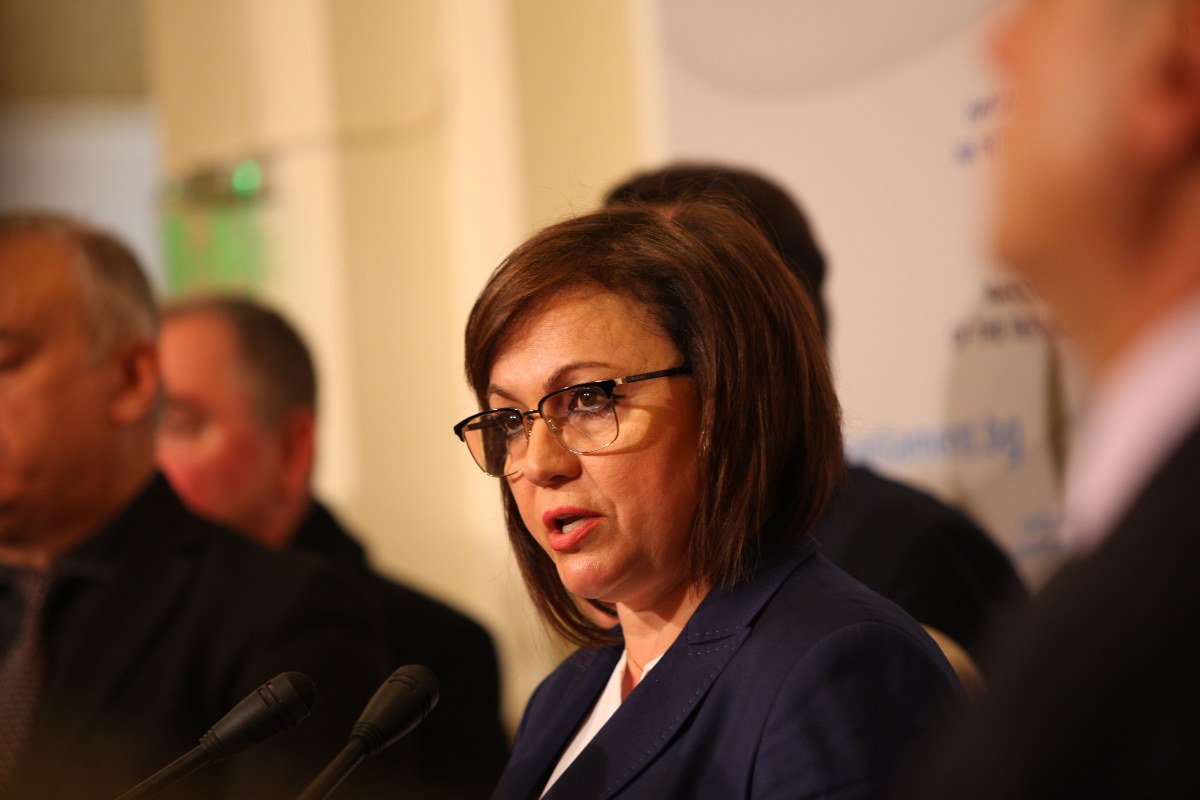 Корнелия Нинова: Здравните мерки, които правителството предприема, са хаотични