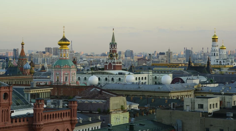 Русия напълно затваря границите си
