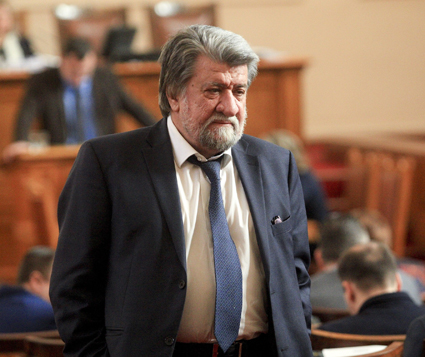 Вежди Рашидов: Скърбя за загубата на Стоянка Мутафова. Сцената осиротя!