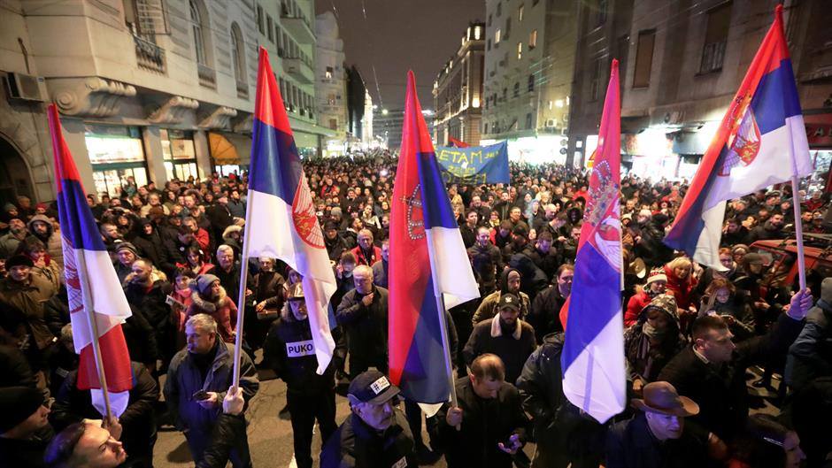 Десетки хиляди сърби протестираха срещу Вучич в Белград