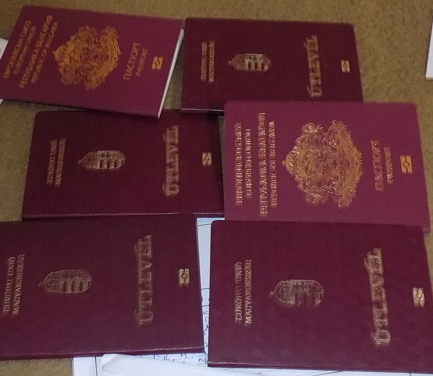 Спецпрокуратурата обвини петима фалшификатори на паспорти, работили с разбитата от ГДБОП оръжейна банда