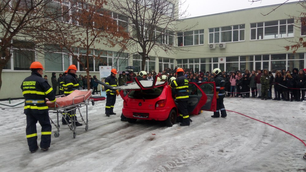 В Свищов отбелязаха Международния ден на доброволеца с демонстрация