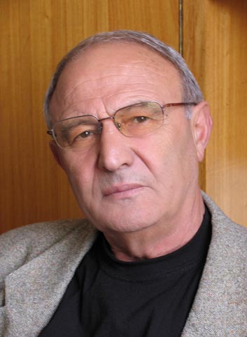 Професор Кирил Топалов пред „Труд“: Кой е луд да се кара с нравите от Вазовото време?