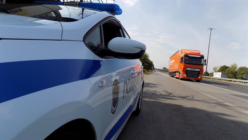 МВР предприема засилени проверки на водачите на товарни автомобили, автобуси и таксита