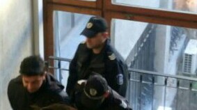 Оставиха в ареста Ерхан, обрал глухонямата жена