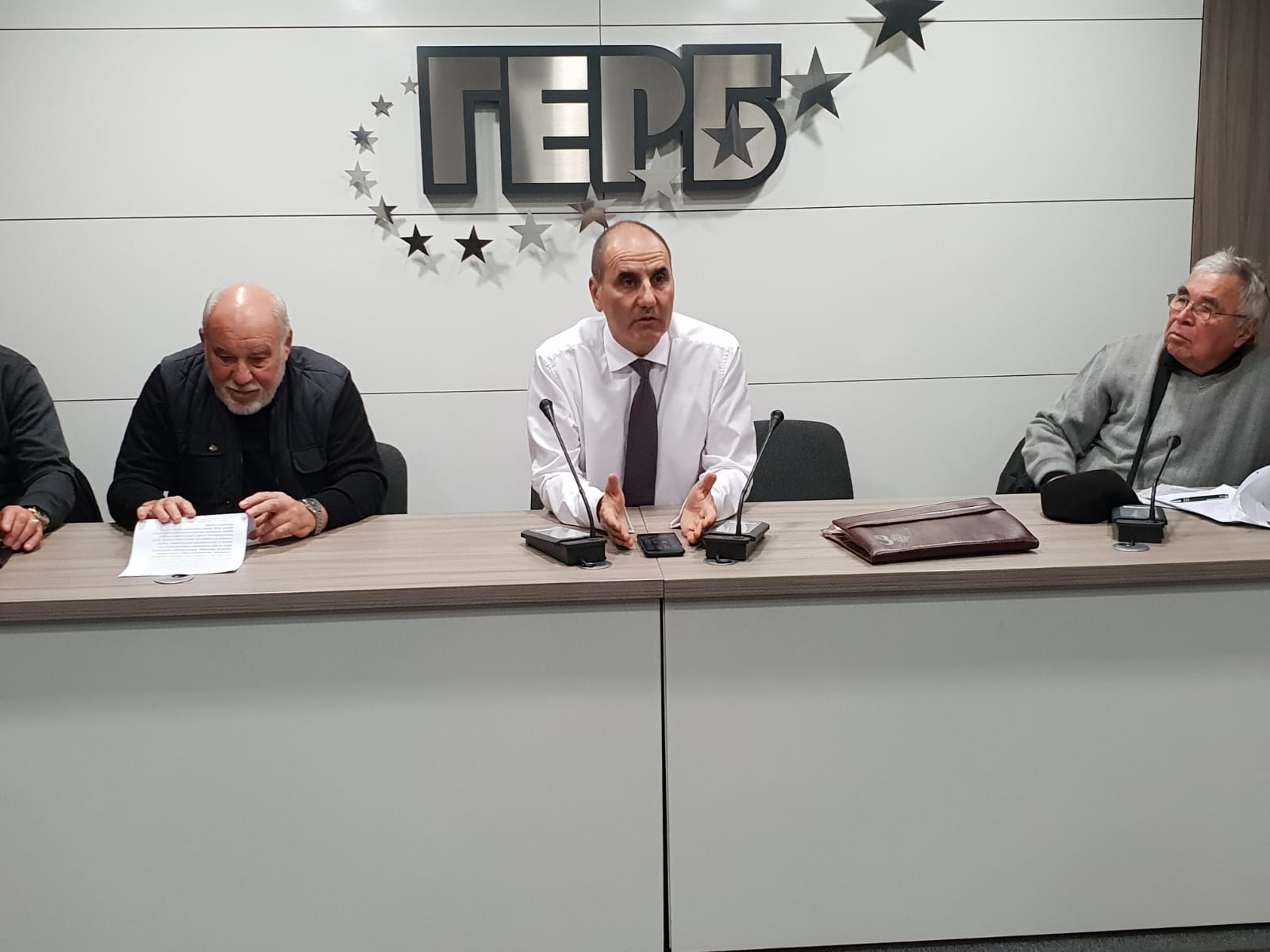 Цветан Цветанов: БСП с лидер Корнелия Нинова е слаб опонент