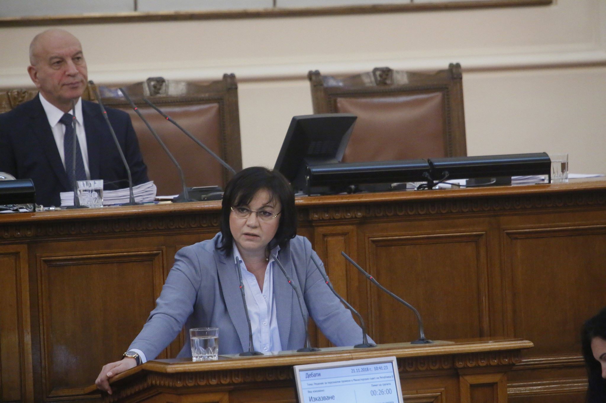 Нинова: Оставката не решава нищо, изходът е предсрочни избори