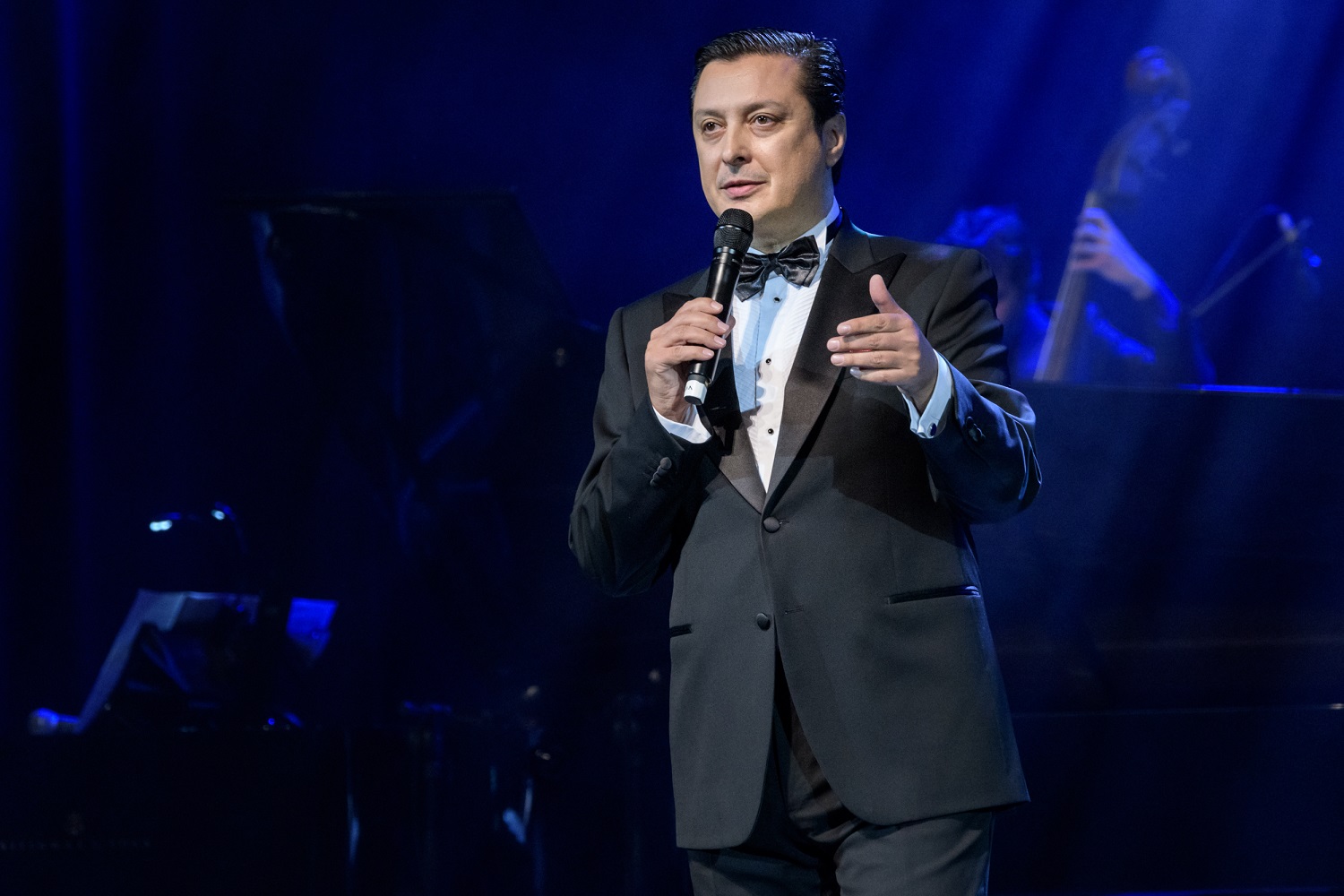 Звезди аплодираха мегаспектакъла на Васил Петров „Синатра: Вегас“ 2