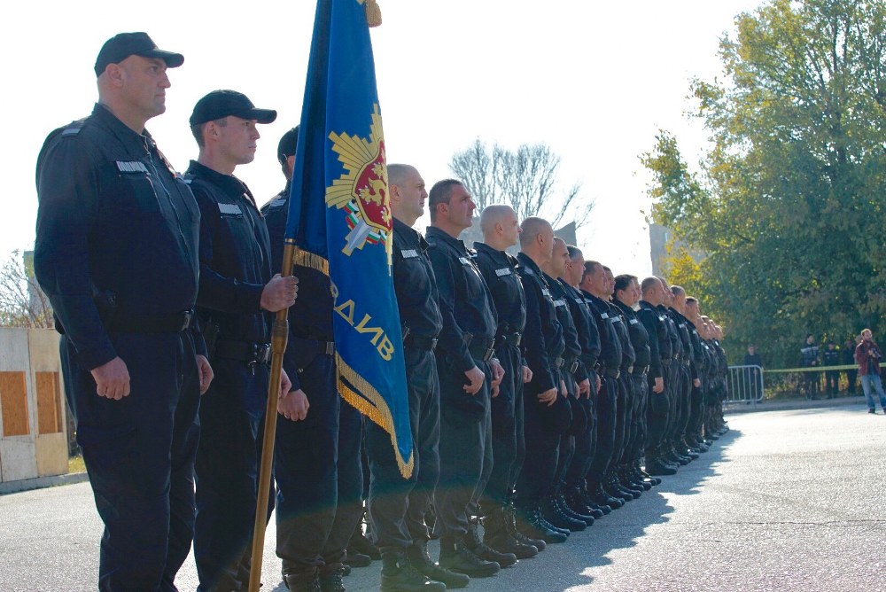 Вижте СНИМКИ от демонстрацията на специализираните полицейски сили в Пловдив