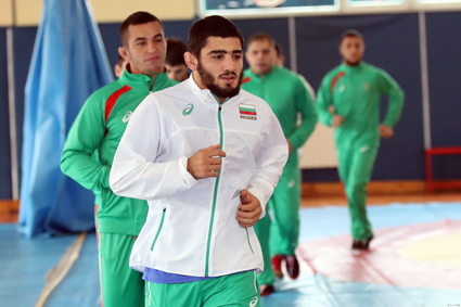 Арменец ще атакува титла за България в борбата