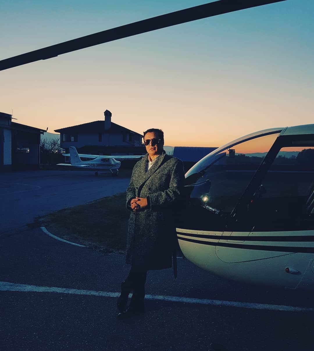 Васил Петров нае хеликоптер за концерта си в НДК