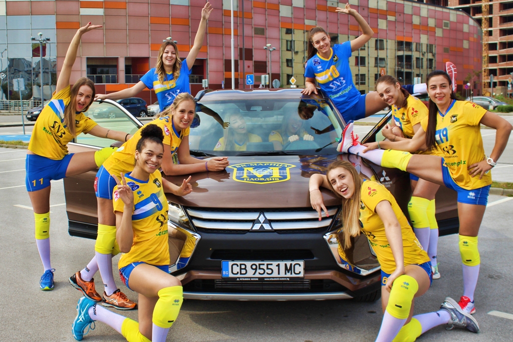Спортен SUV за най-добрите волейболистки