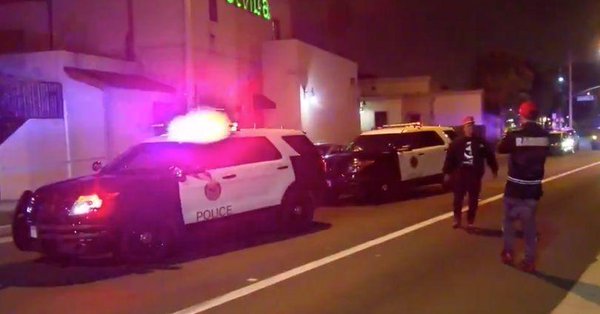Седем ранени при стрелба в нощен клуб в Калифорния