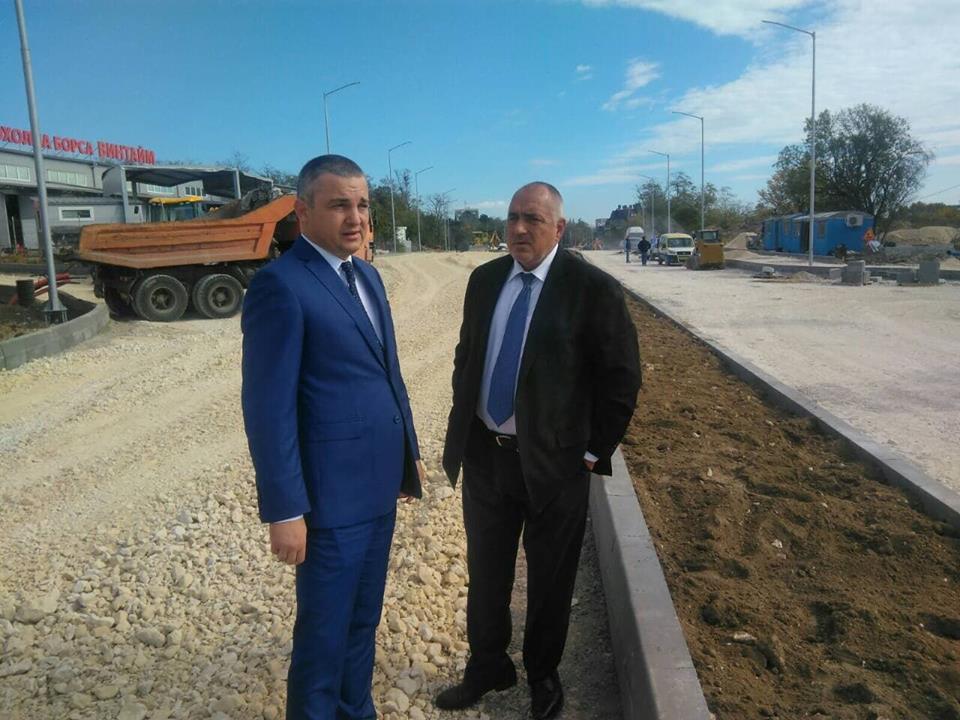 Премиер и кмет провериха ремонтите във Варна
