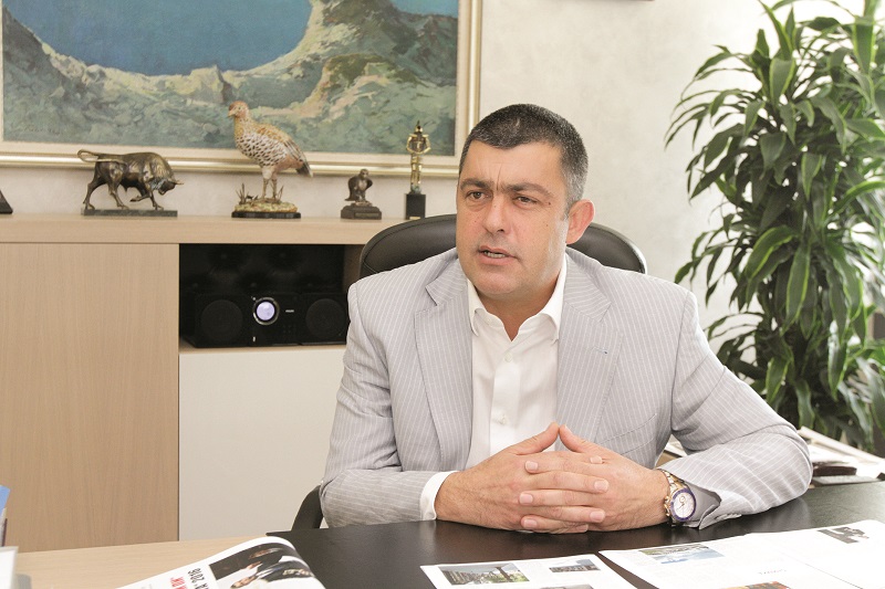 Владимир Житенски, заместник председател на Камарата на строителите в България, пред в. "Труд": 250 000 български строители заслужават да се чувстват европейци