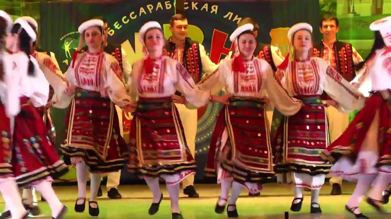 Настаняват 50 бесарабски българи от музикални състави в семейства в Търново