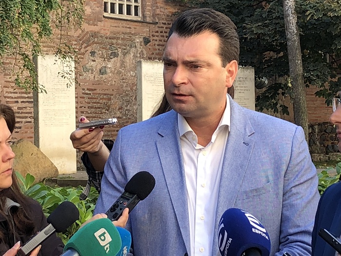 Калоян Паргов: Въпросът за местния референдум е прекалено важен, за да се подиграват с него управляващите в СО