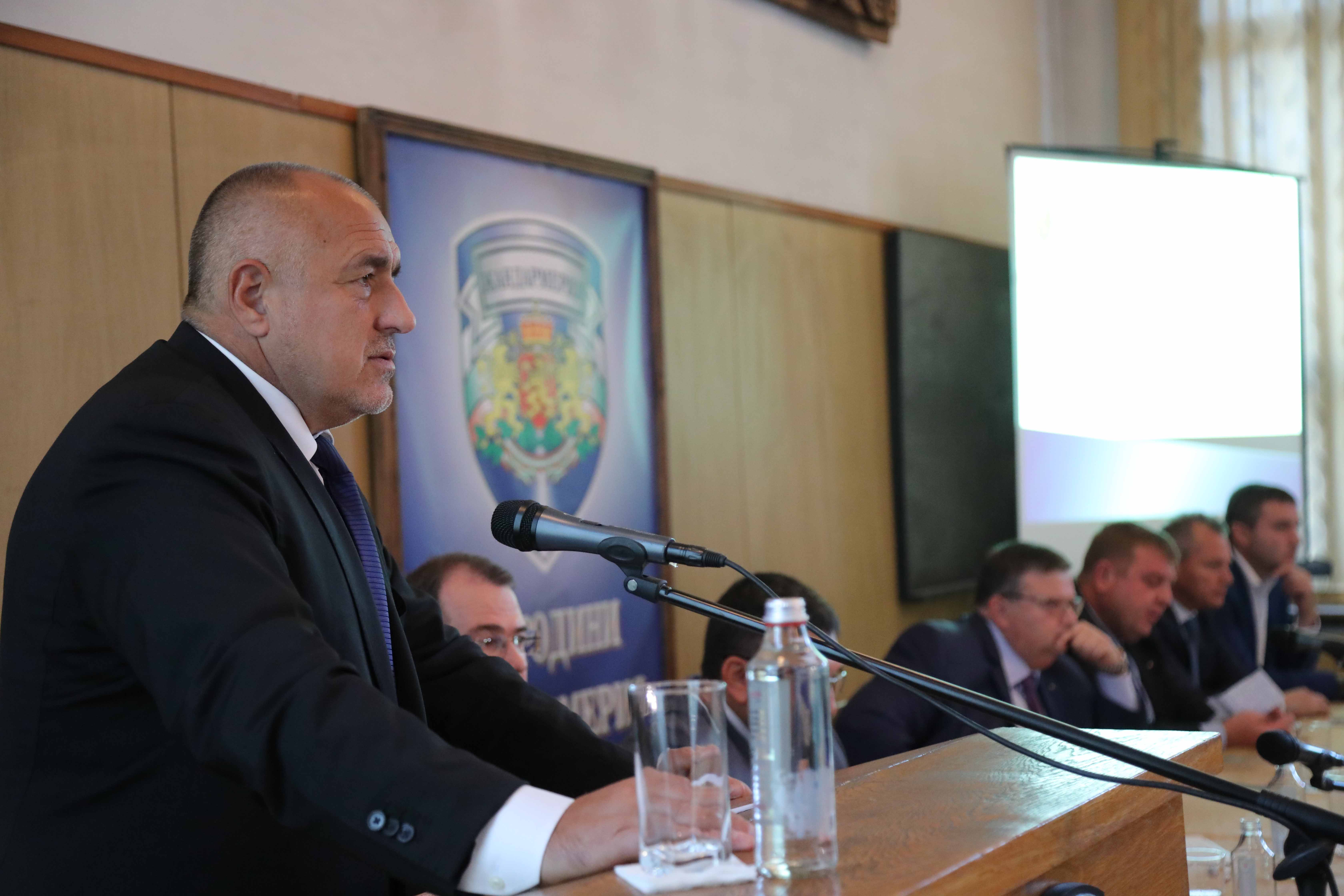 Бойко Борисов: Трябва да се прекрати темата с населените места, в които полицейското присъствие е малко