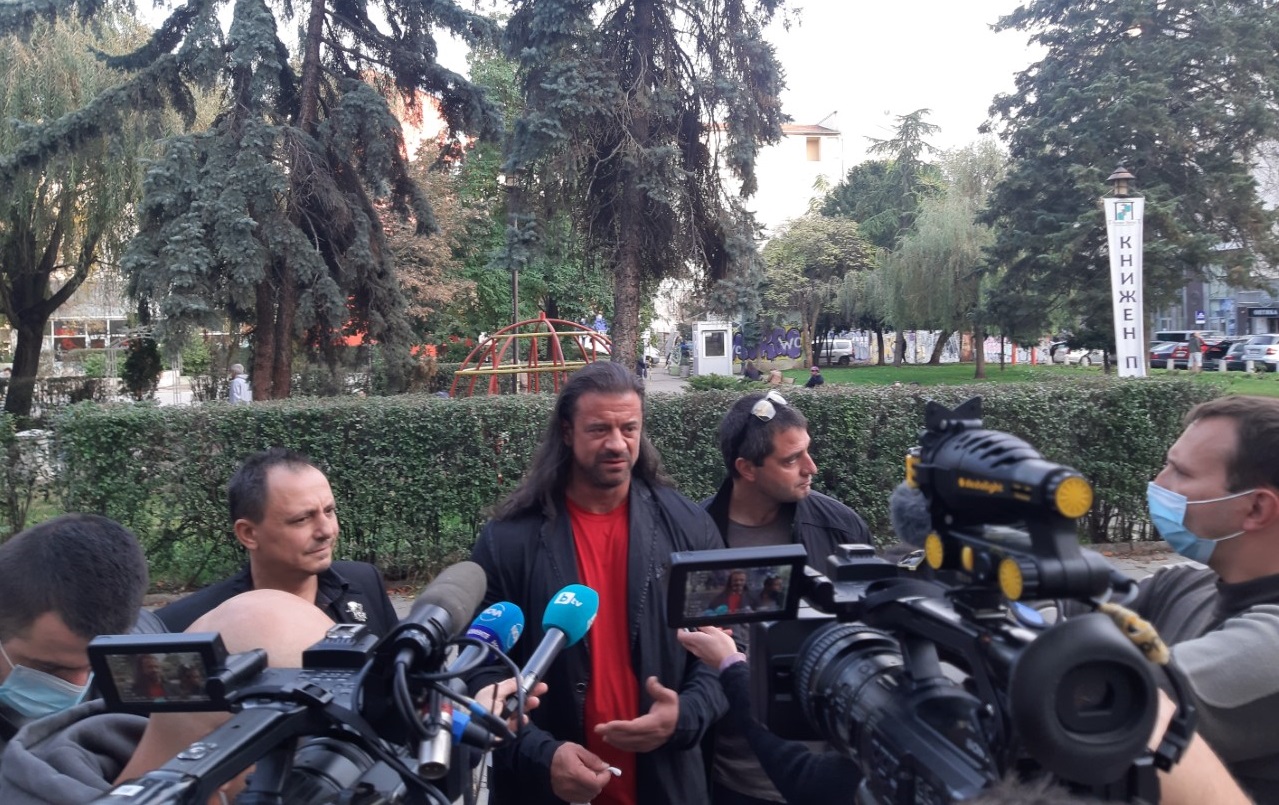 Асоциацията на заведенията иска единен вечерен час