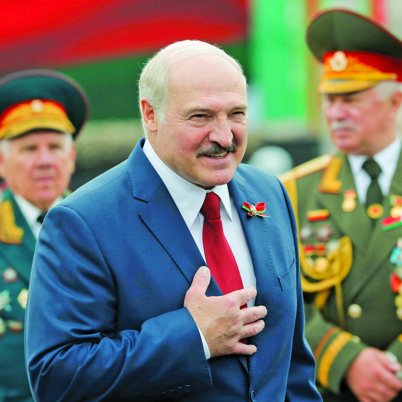 Лукашенко на откриването на БелАЕЦ: Беларус става ядрена държава