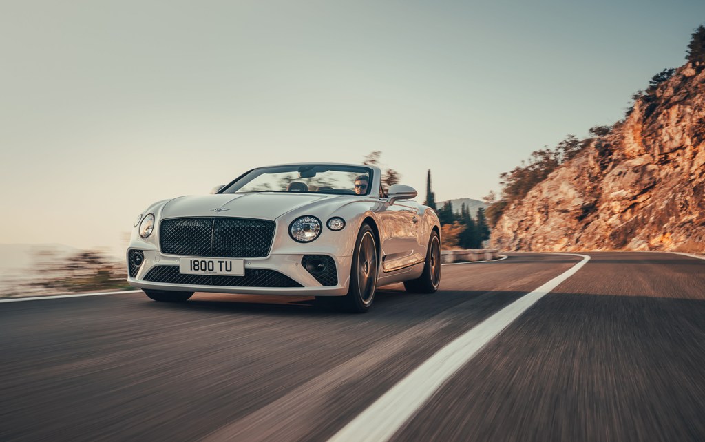 Bentley ще се превърне в електромобил до 2030 г.