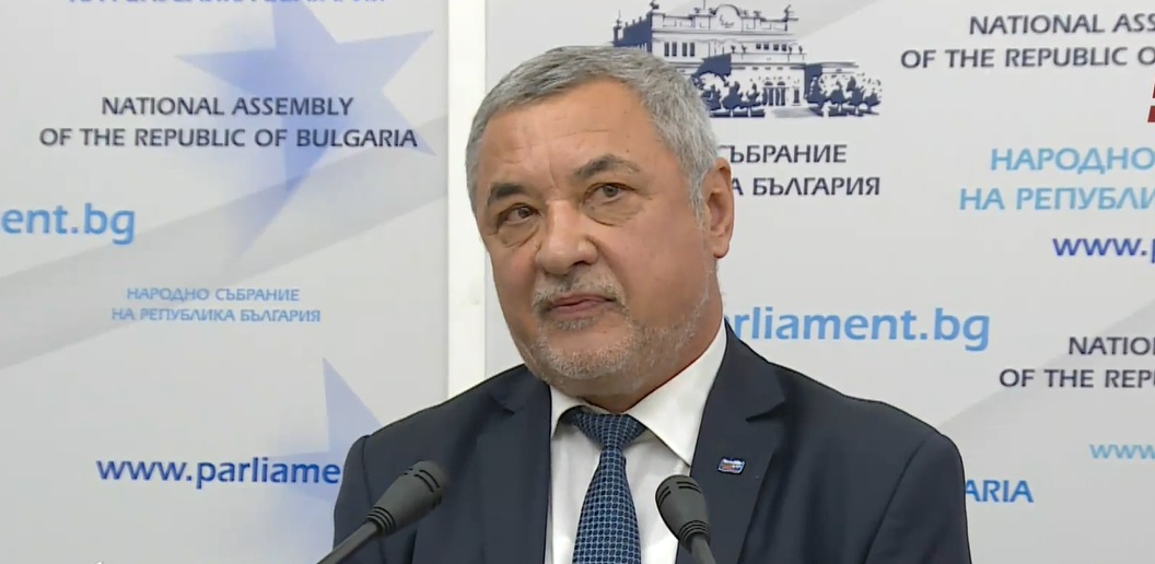 Валери Симеонов: БСП демонстрираме нагла безотговорност, пир по време на чума