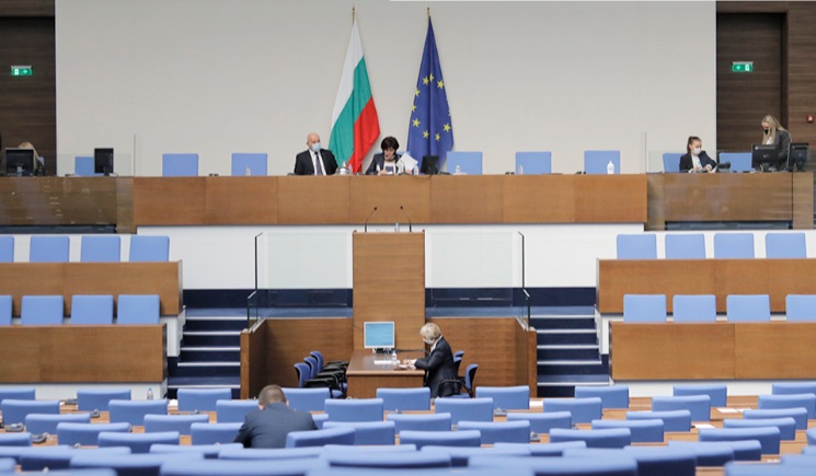 Липса на кворум провали заседанието на парламента