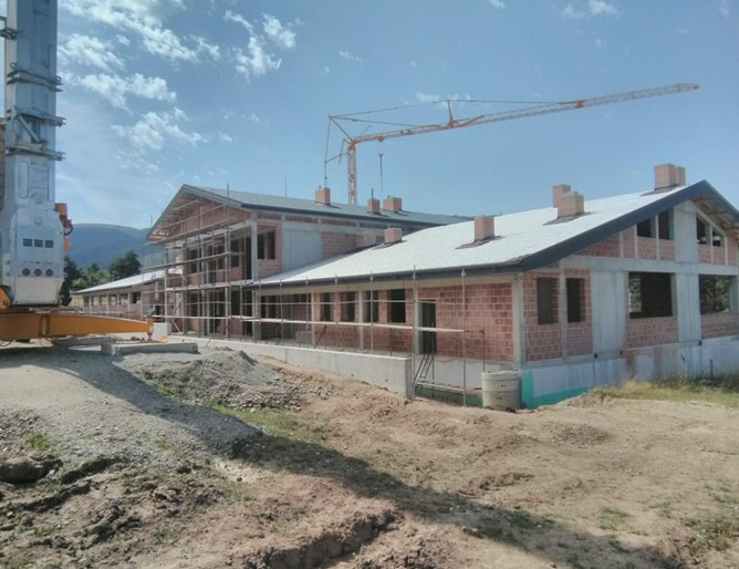 Прокурорска проверка откри: Строеж без документи в държавна гора (обзор)