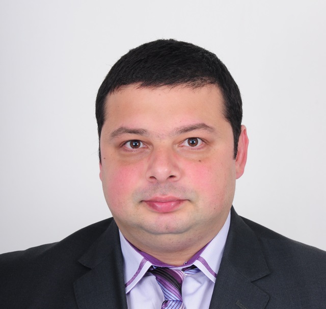 Д-р Орлин Колев, преподавател по конституционно право, пред „Труд”: Политическият дебат за Конституцията да върви редом с експертния