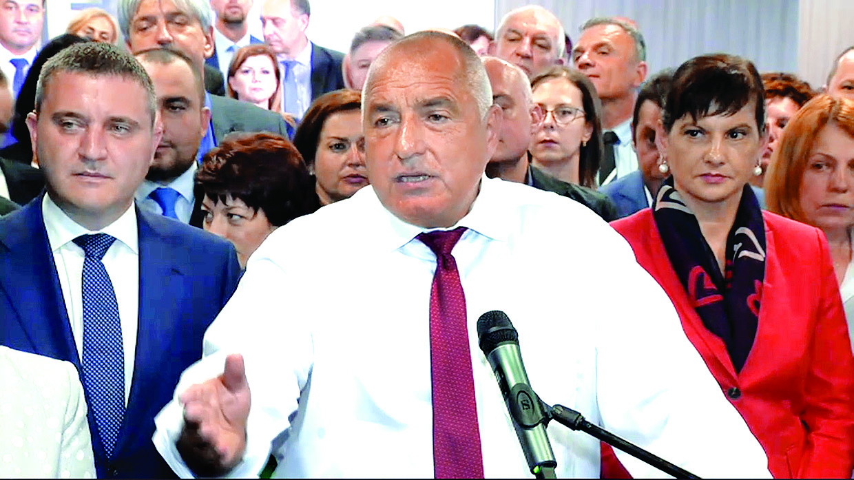 След публикация на снимки от резиденция “Бояна” премиерът Бойко Борисов заяви: Противниците ни удариха дъното! (обзор)