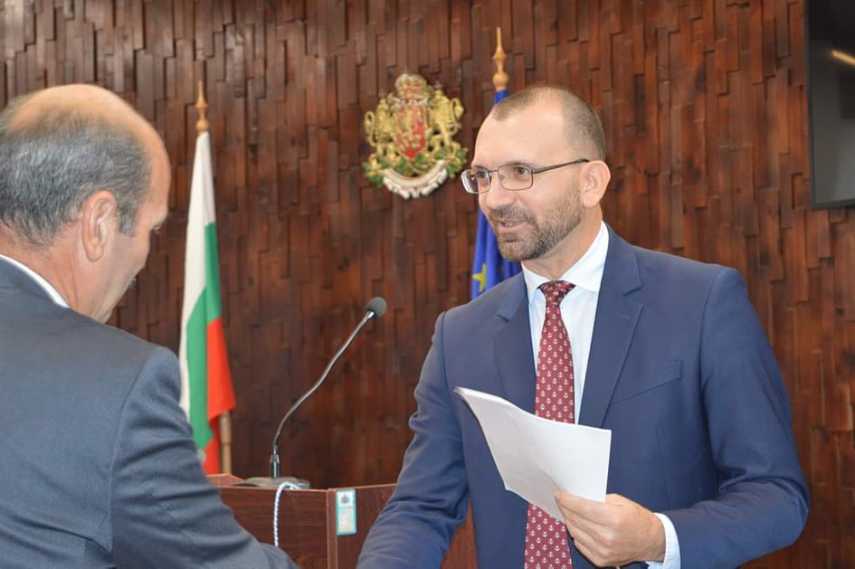 Oбластният управител намали наемите заради пандемията