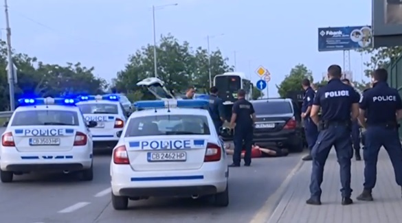 Четирима арестувани след гонка с полицията в столичния квартал "Дружба"