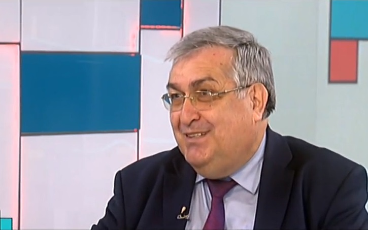 Проф. Георги Близнашки: Справяме се с пандемията неочаквано добре