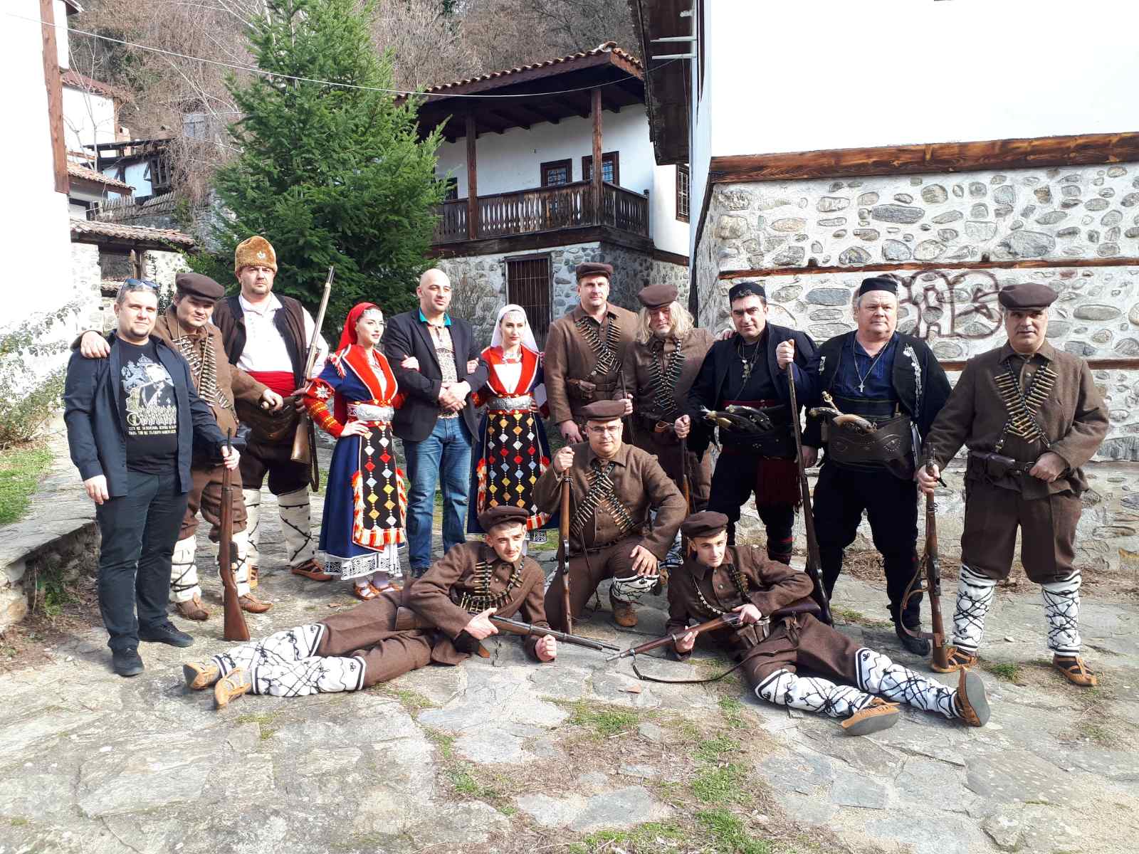 Зам.-областен управител и журналист подготвят филм за войводата Стоян Мълчанков