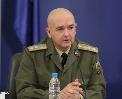 Генералът да уточни