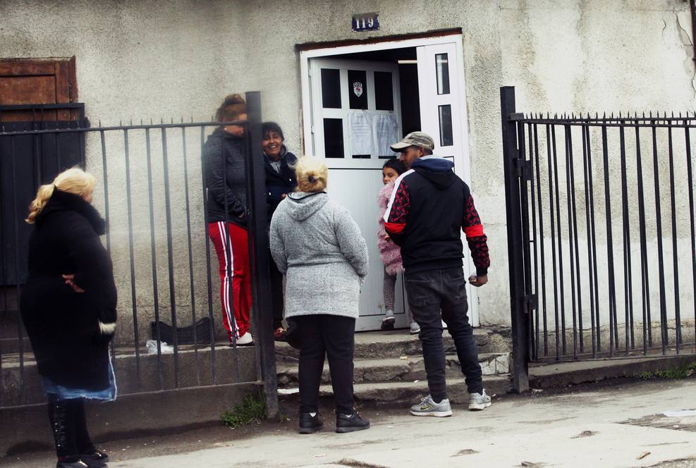 Седем положителни проби за COVID-19 във "Филиповци" и "Факултета"