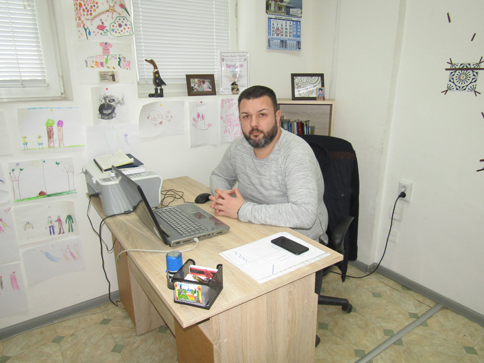 Психотерапевтът Адриан Аврамов от Велико Търново: Психолози трябва да работят с хората на първа линия