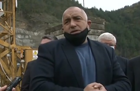 Борисов: От Разпети петък до понеделник няма да се излиза от областните градове