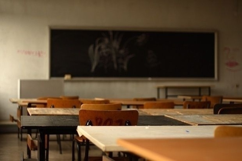 0т 21 април родители могат да подават онлайн заявления за прием на първолаци